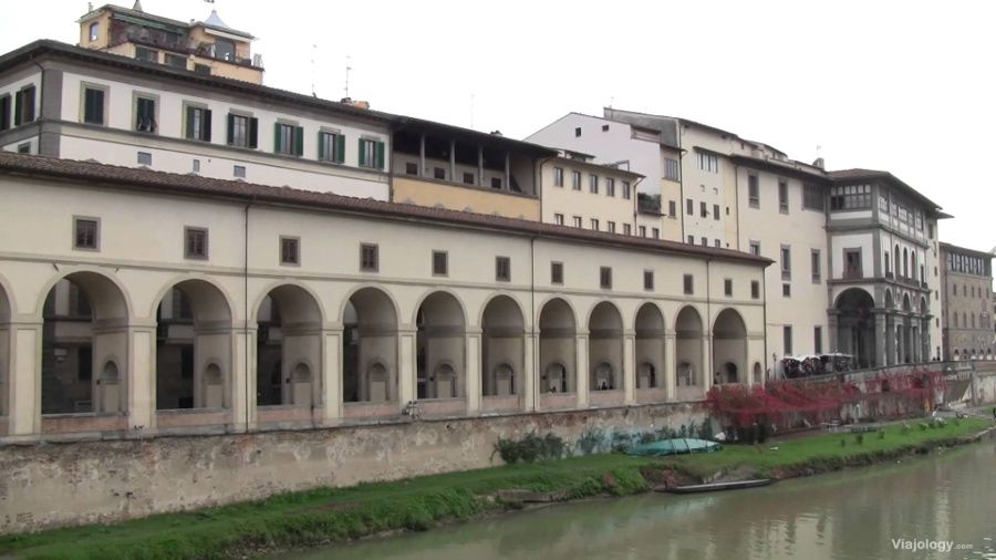 Pasillo Vasariano