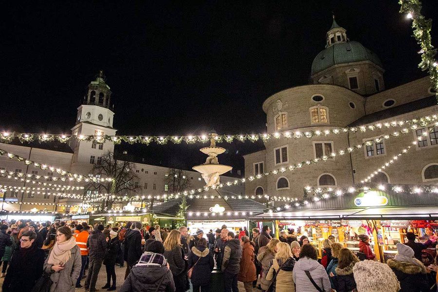 Mercado de Navidad en el Patio de la Fortaleza de Hohensalzburg