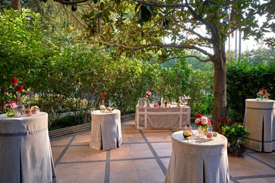 Terraza Restaurante Villa Magna coctel
