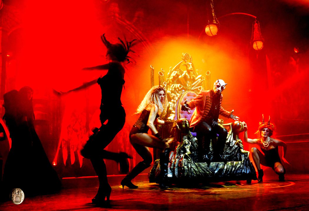 Cabaret Maldito (Circo de los Horrores)