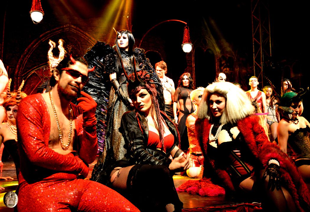 Cabaret Maldito (Circo de los Horrores)