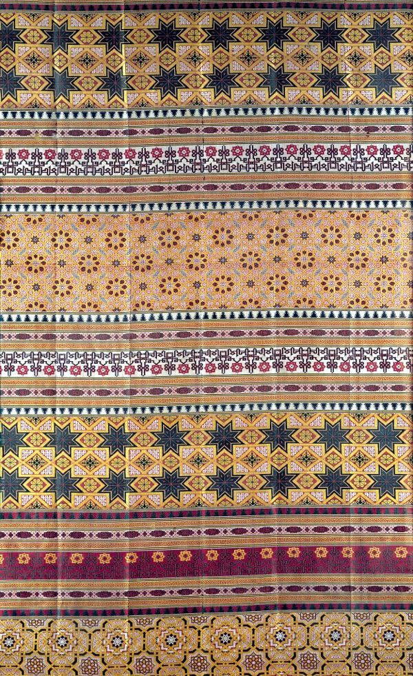 Seda de la Alhambra Nazarí Seda, 237,5 x 152,3 cm. Granada, h. 1400