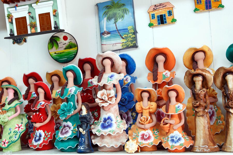 Mujeres de barro limé