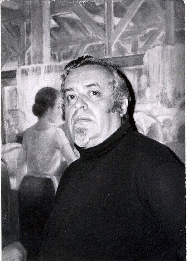 Manolo Prieto con el cuadro Las Lavanderas