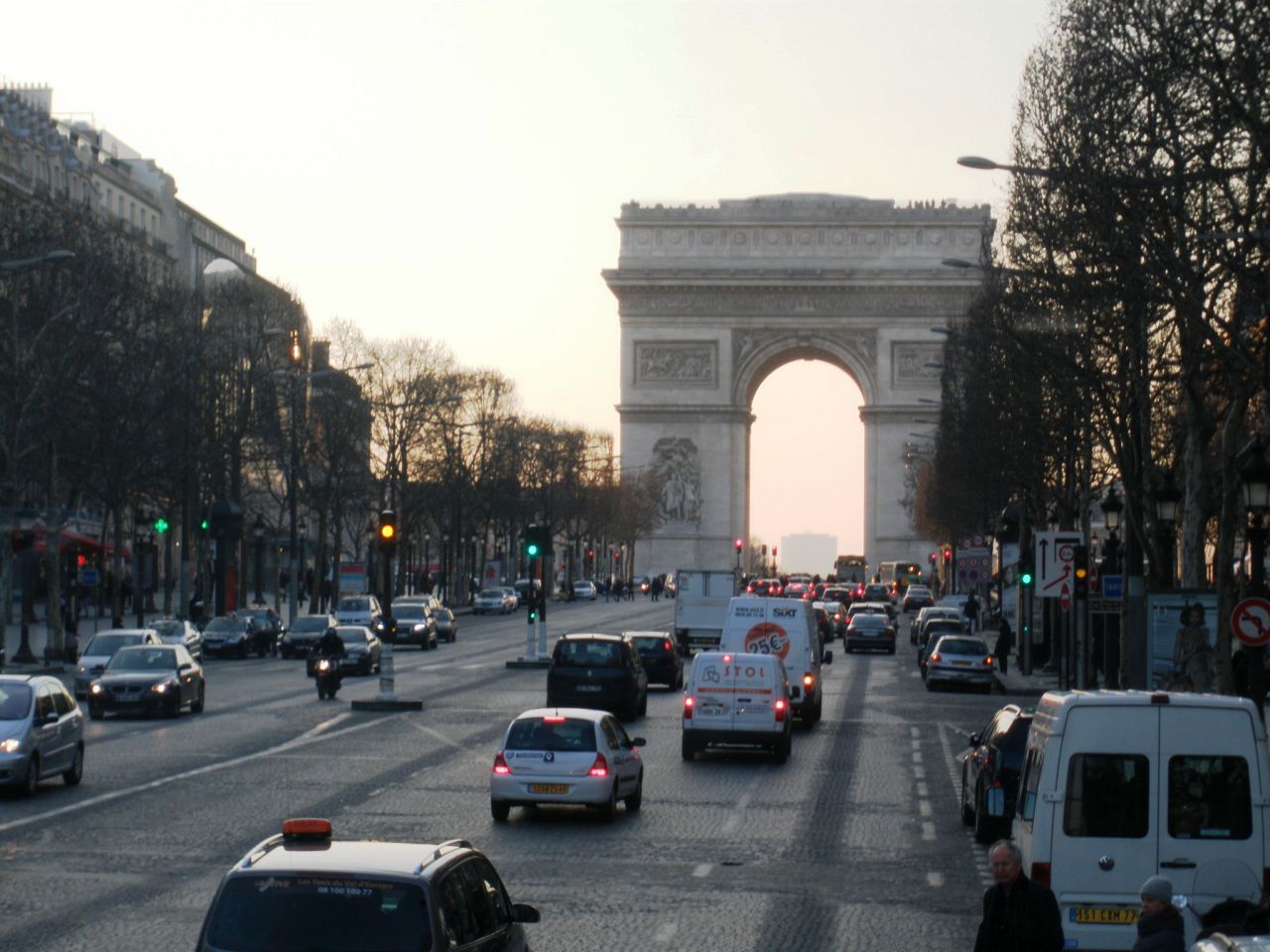 Campos Eliseos y Arco del Triunfo