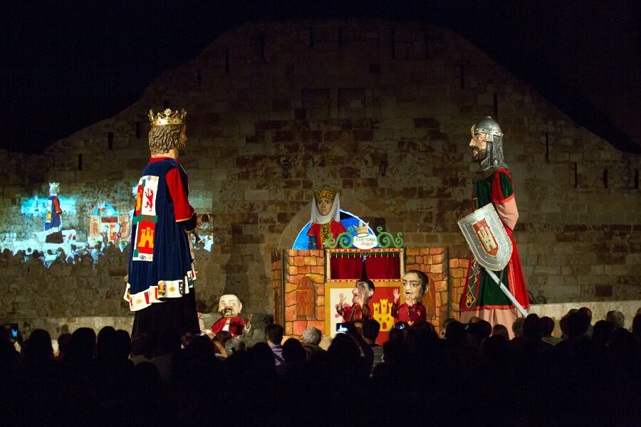 Gigantes. Castillo