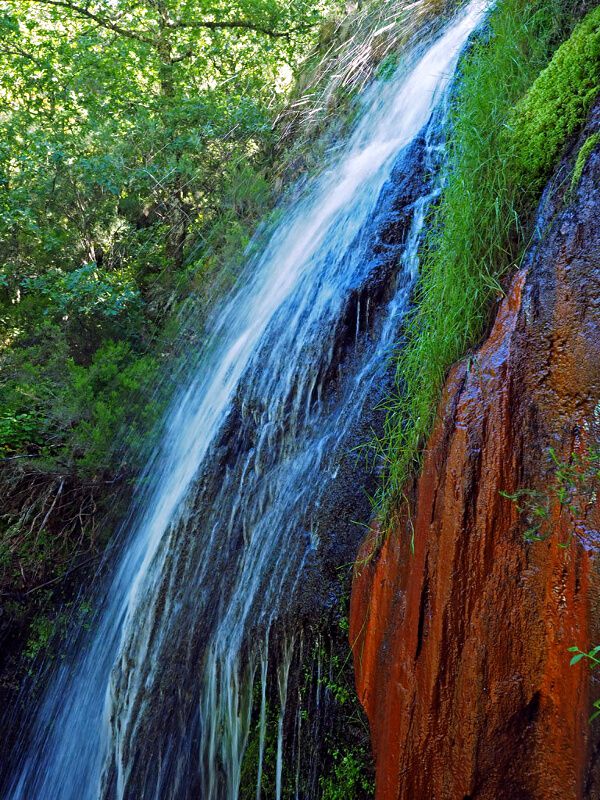 Cascada de Fumeixín y Fonte Mineral
