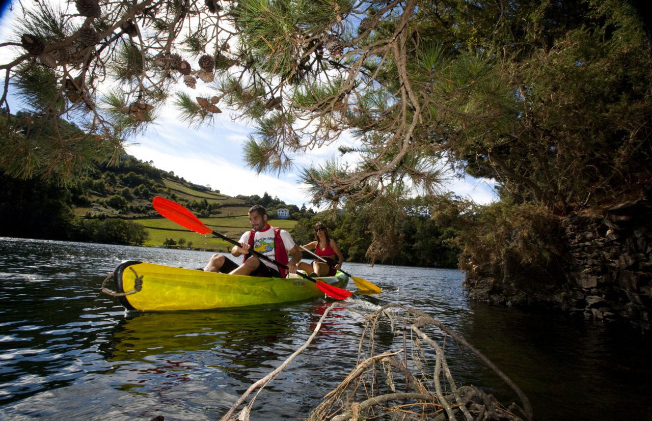 Canoas en el occidente