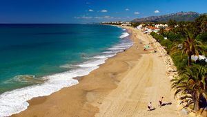 Marine Ecolodges, nueva opción de alojamiento de Playa Montroig