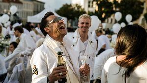 Le Dîner en Blanc celebrará su afterparty en la terraza del hotel RIU Plaza España