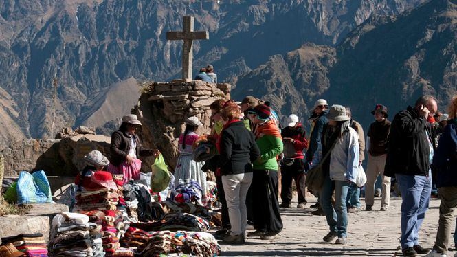 2,7 millones de extranjeros llegaron en el 2018 a Perú