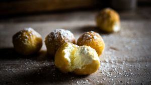 Buñuelos, el dulce clásico para el Día de todos los Santos