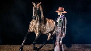 Clémence Faivre lleva su espectáculo a la pista central de IFEMA Madrid Horse Week