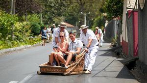 Carreiros do Monte, una tradición y atracción que transporta al pasado de Madeira