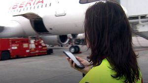 Iberia y Samsung digitalizan los servicios en aeropuertos españoles