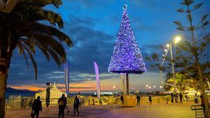 Fin de año en la playa de Las Canteras de Las Palmas de Gran Canaria