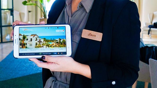 A los huéspedes de las suites de lujo de Las Terrazas de Abama se les entregará una tablet 4G