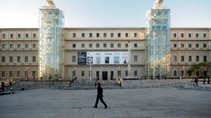 Vuelve al Museo Reina Sofía