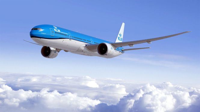 KLM reanudará en julio sus rutas desde 5 aeropuertos españoles