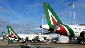 Programa de vuelos de Alitalia durante el mes el agosto