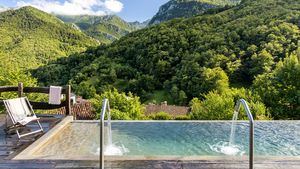 Apertura del hotel Tierra del Agua, un paraíso natural