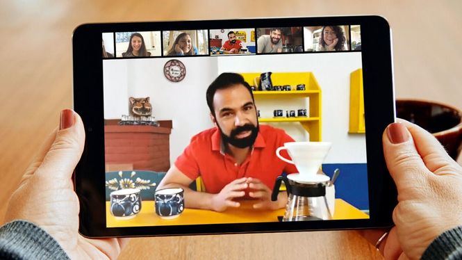Airbnb y Nannyfy presentan una colección de Experiencias Online para disfrutar en familia
