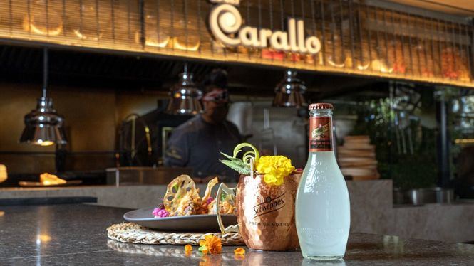 Carallo aúna una cocina atrevida con cócteles con sabor a Galicia de la mano de Schweppes
