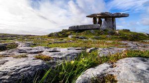 El Parque Geológico irlandés Burren, destino sostenible para visitar en 2021