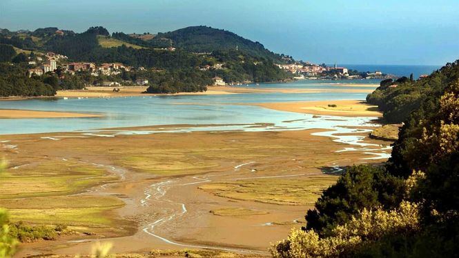 Urdaibai, un tesoro natural en Vizcaya con playas espectaculares y atractivos montes