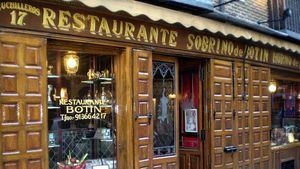 Madrid declara a los restaurantes centenarios espacios culturales y turísticos de interés general