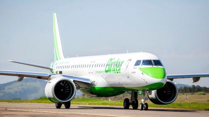 La aerolínea Binter recibe su cuarto avión Embraer E1495-E2