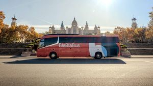 Acuerdo entre BlaBlaCar y Moventis Sarfa para operar rutas de autobús entre Barcelona y varias ciudades de Francia