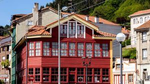 El Gran Hotel Brillante de San Esteban de Pravia vuelve a abrir sus puertas