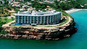 Hoteles a pie de playa para descansar este verano