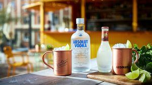 Schweppes y Absolut diseñan una ruta dedicada al combinado Moscow Mule