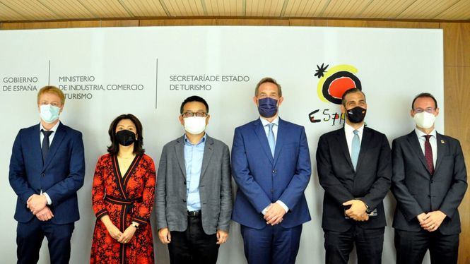 Reunión con el Gobierno español y el Presidente de Ctrip para impulsar los viajes de turistas desde China