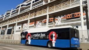 El Cruise Bus retoma su actividad con nuevos vehículos de gas natural comprimido