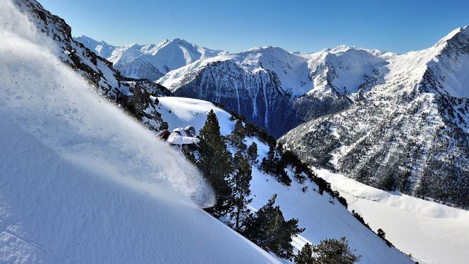 El Pirineo francés abre la mayoría de sus estaciones de esquí
