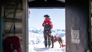 Helly Hansen y Hannah Baybutt trabajan juntos para hacer de las montañas un lugar seguro