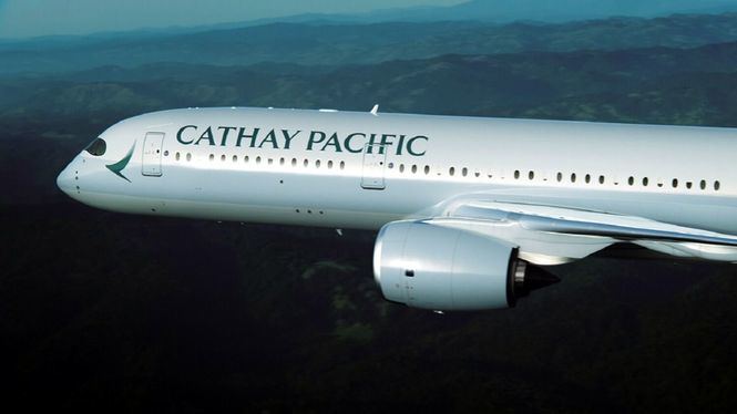 Cathay Pacific, la primera aerolínea asiática en llevar HBO Max a cada asiento