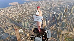 Emirates vuela alrededor del Burj Khalifa para invitar a que se visite la Expo 2020 de Dubái
