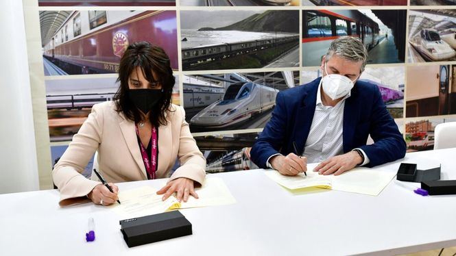 Renfe y Alsa renuevan en FITUR su acuerdo para el uso combinado de tren y autobús