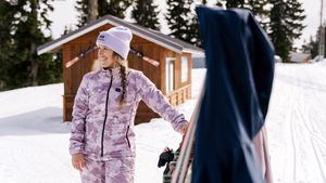 Helly Hansen saca la nueva chaqueta femenina más versátil de HH