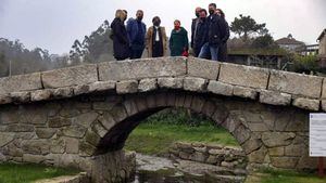 Se crea un punto de reposo en el Camino Fisterra-Muxía con el puente de Augapesada