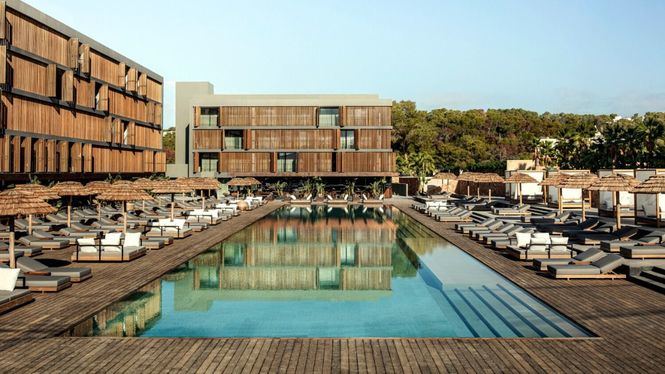 El hotel Oku Ibiza reabre sus puertas con grandes novedades