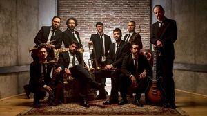 No Reply: Sonamos a swing, big band, rockabilly… en castellano