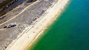 92 banderas azules ondean en el Algarve