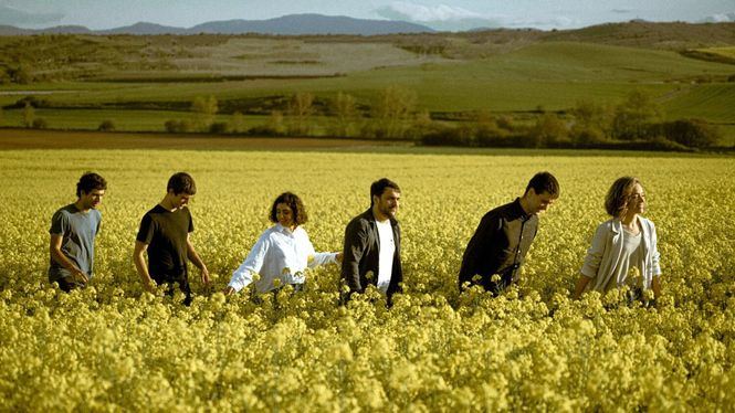 Dance es el primer single de adelanto de NHIL