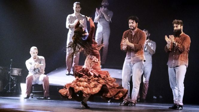 María Cruz estrena su espectáculo Amores Flamencos en el Teatro de la Latina