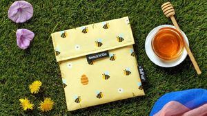 Nueva colección solidaria Bee de Roll’eat, una apuesta por la preservación de las colmenas